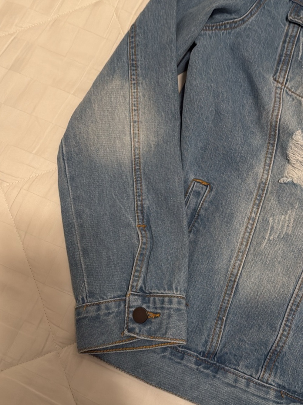 Light Wash Distressed Denim Jacket - Picture 5 of 9